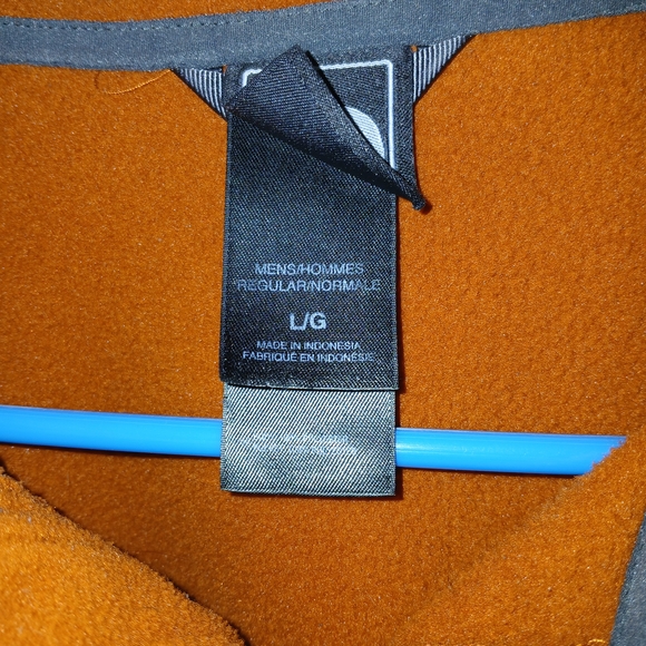 The North Face Men's Rust Fleece Jacket - Picture 6 of 7